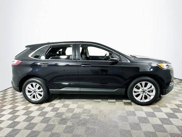 Certified Pre-Owned 2022 Ford Edge Titanium