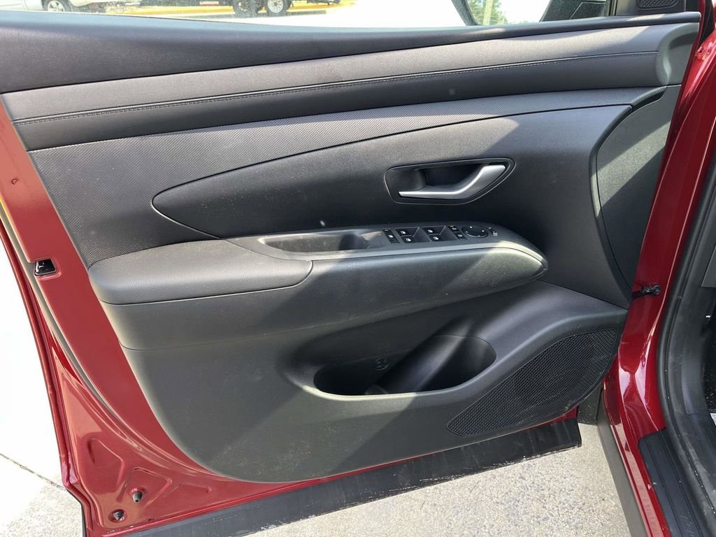 2026 Hyundai Tucson Blue SE - Photo 12