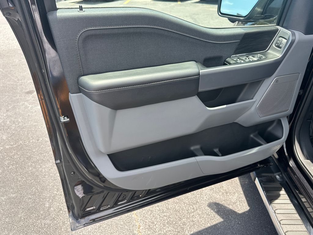 New 2025 Black Ford Lariat image 10