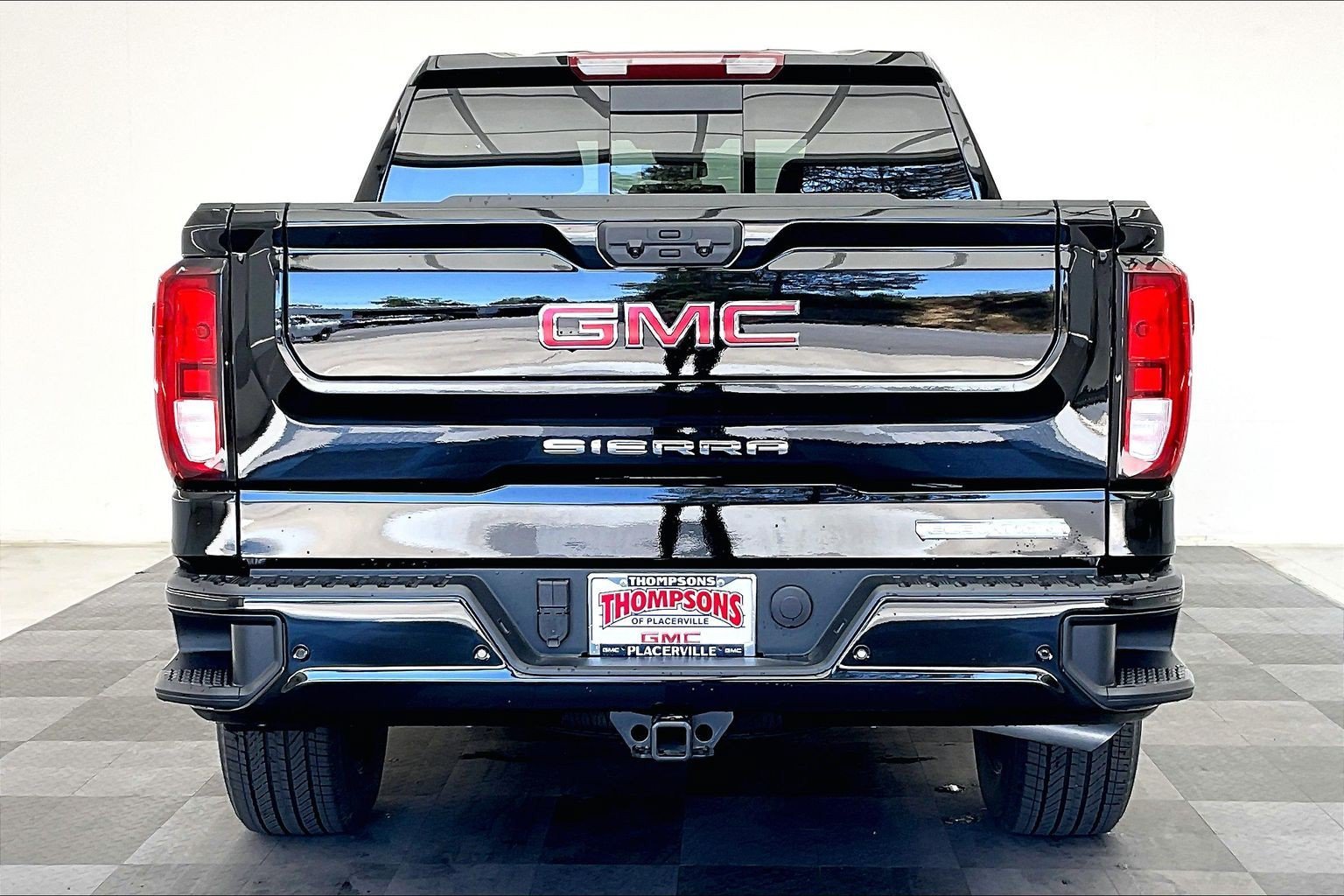 New 2026 Onyx Black GMC Elevation image 3