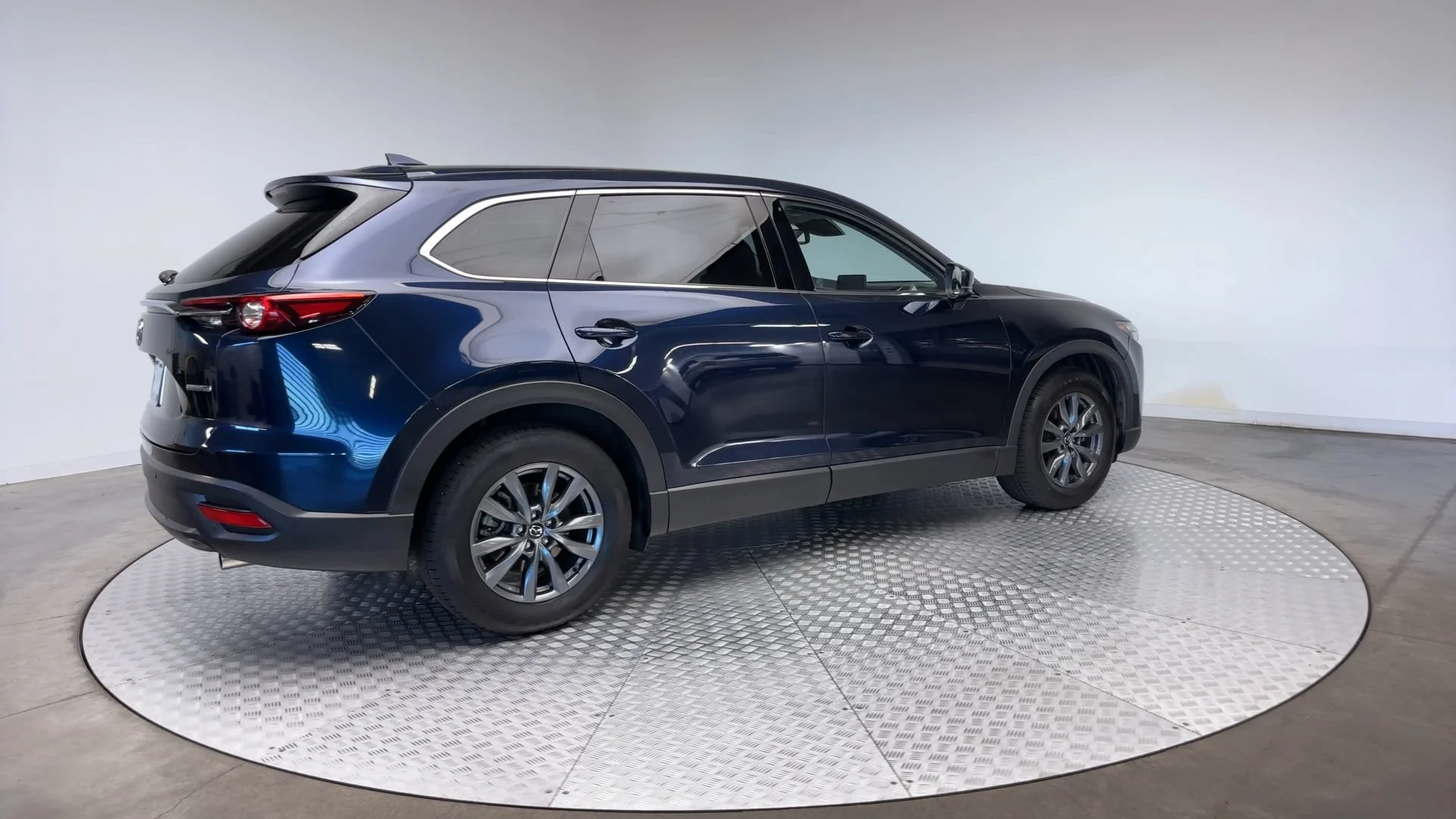 Used 2020 Deep Crystal Blue Mica Mazda Touring image 8