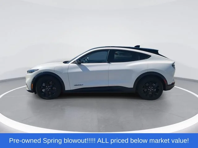 Used 2023 White Ford Premium image 5