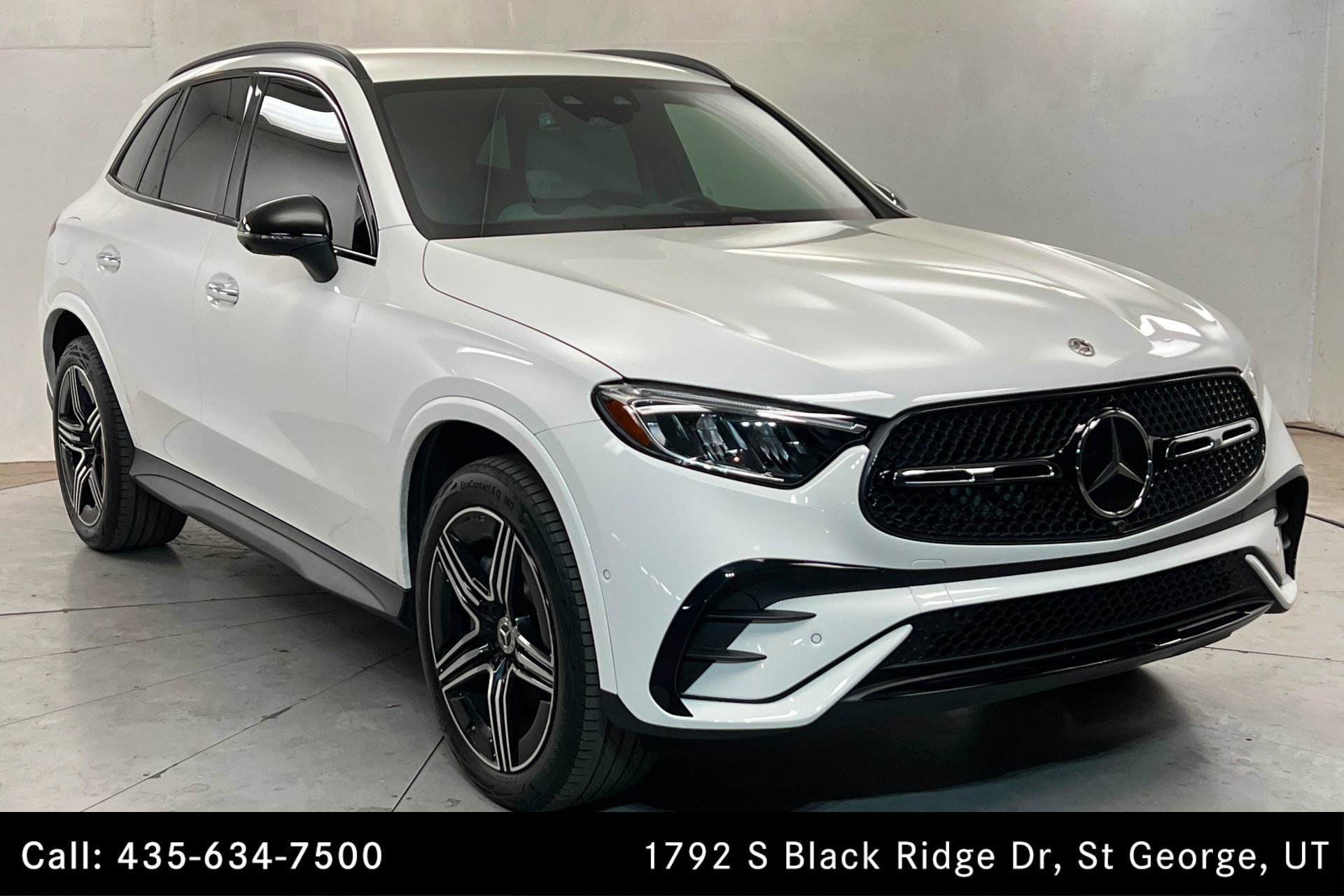 Certified Used 2026 Polar White Mercedes-Benz GLC 300 image 8