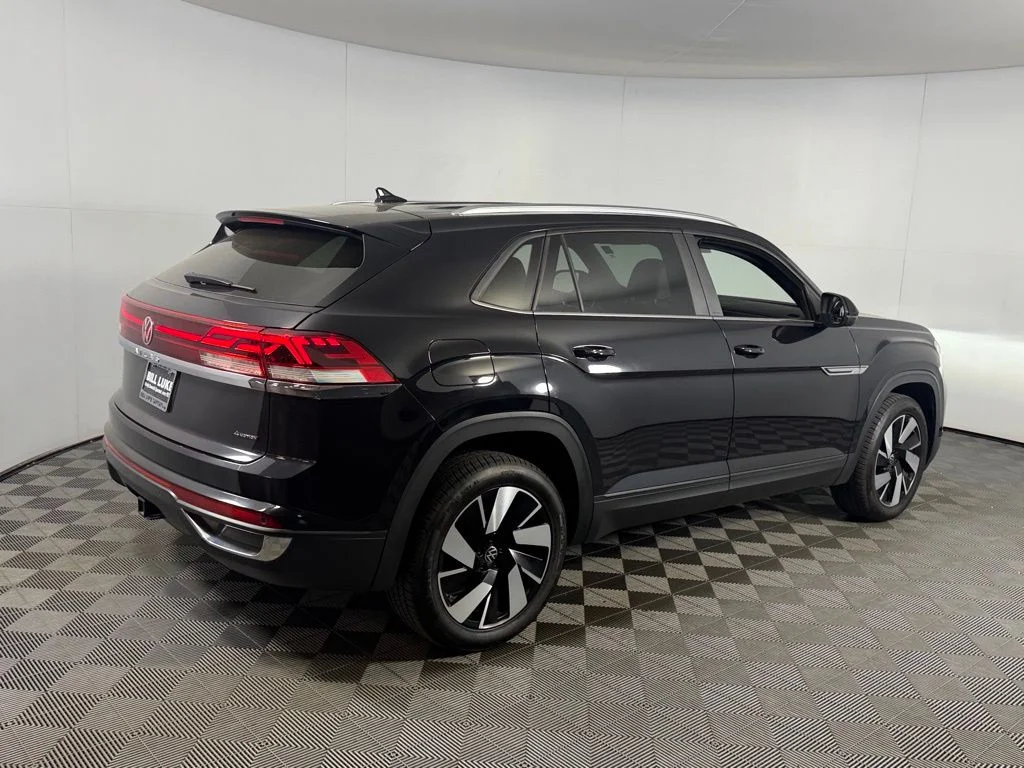 2025 Volkswagen Atlas Cross Sport SE w/Tech - Photo 7