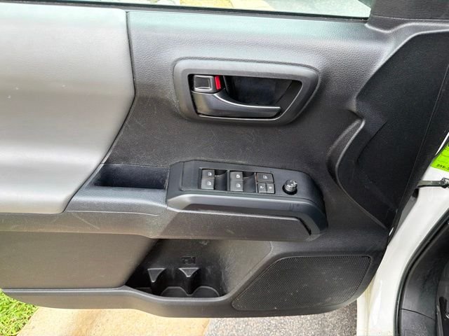 Used 2023 White Toyota SR image 22