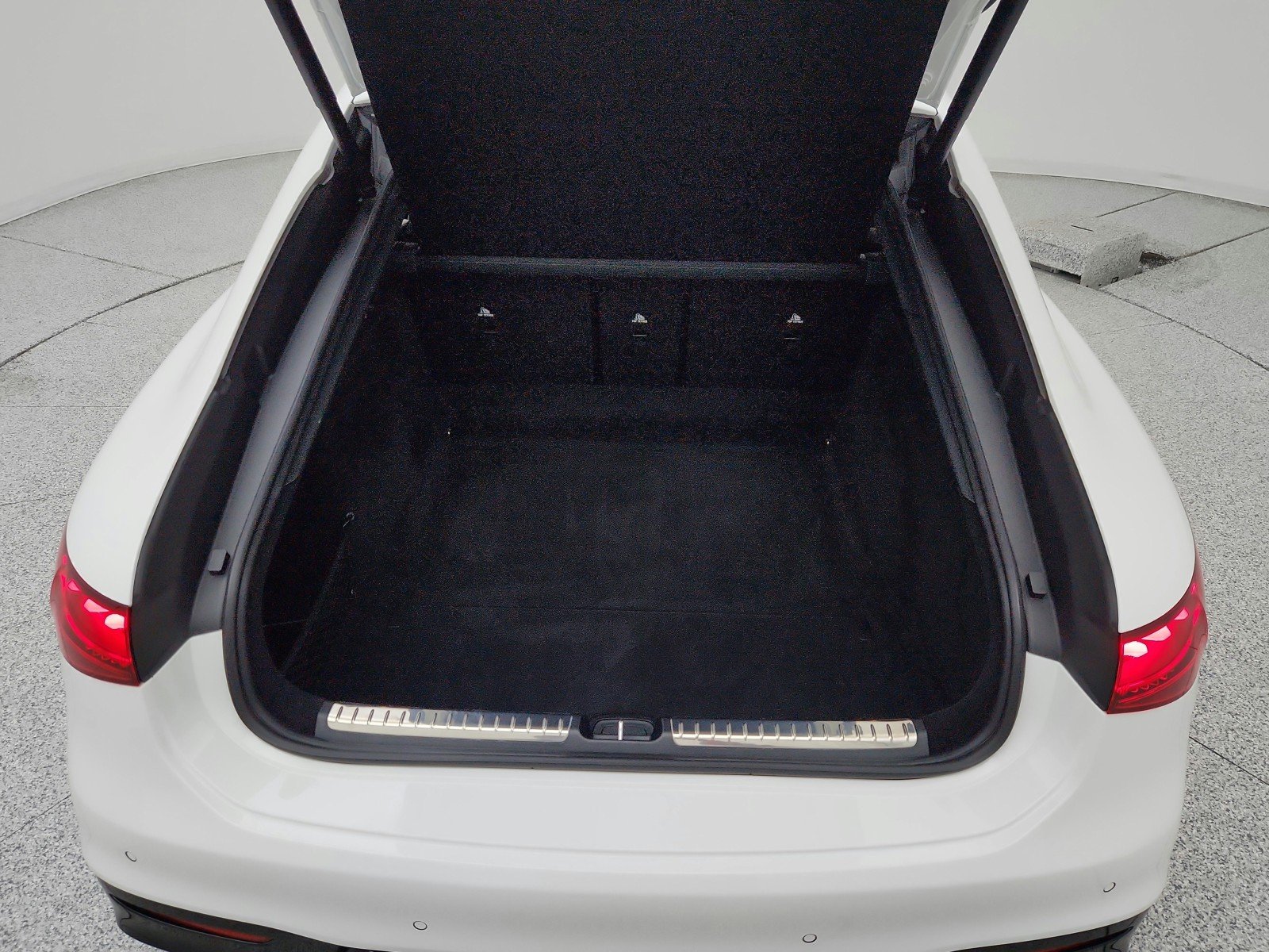 Certified Used 2023 Polar White Mercedes-Benz EQS 450+ image 30