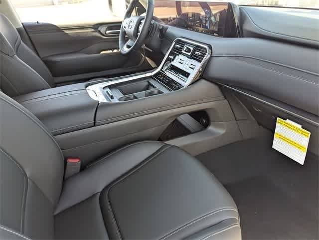 2026 Nissan Armada SV - Photo 14