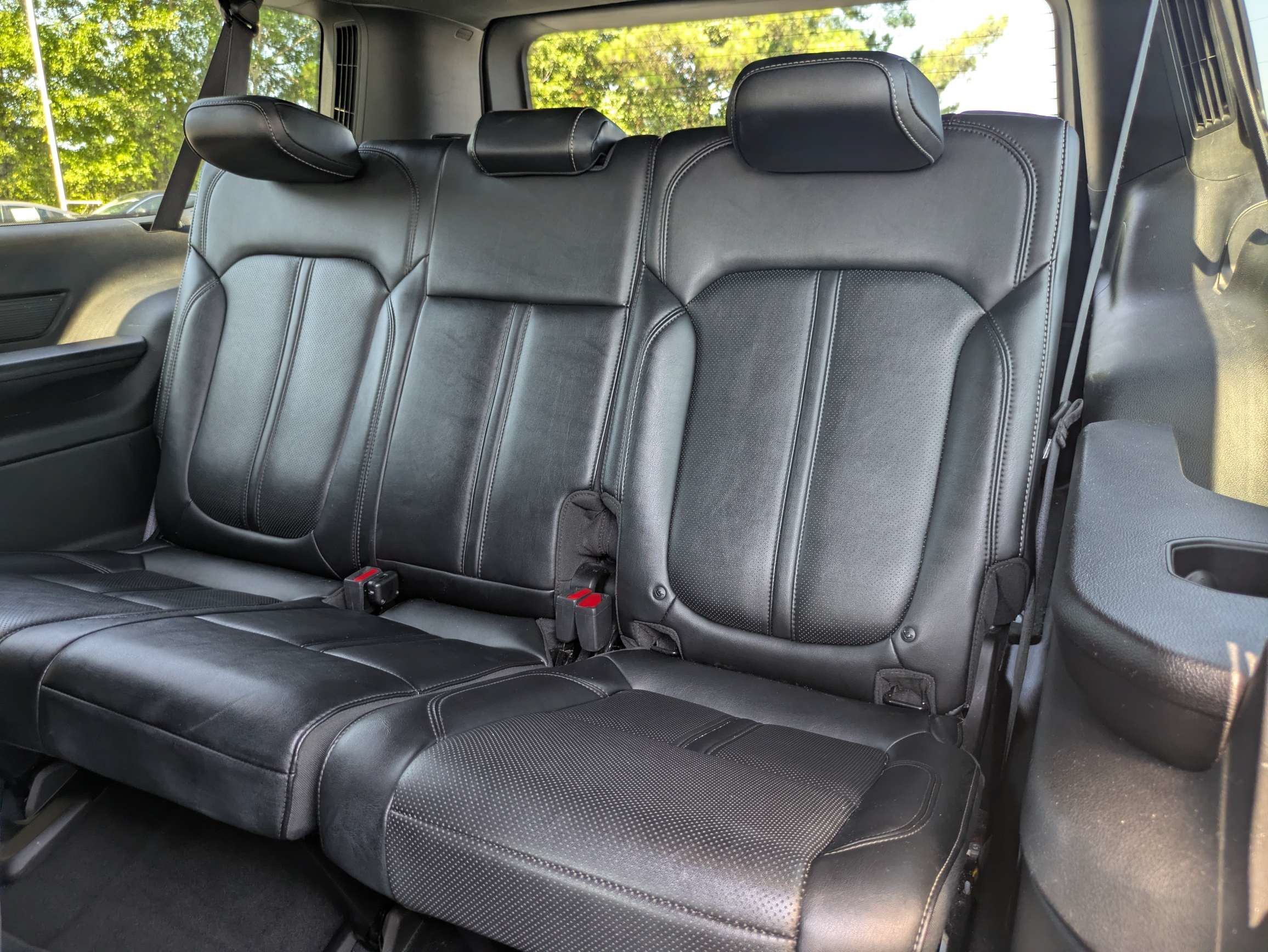 Used 2024 White Jeep Series II image 11