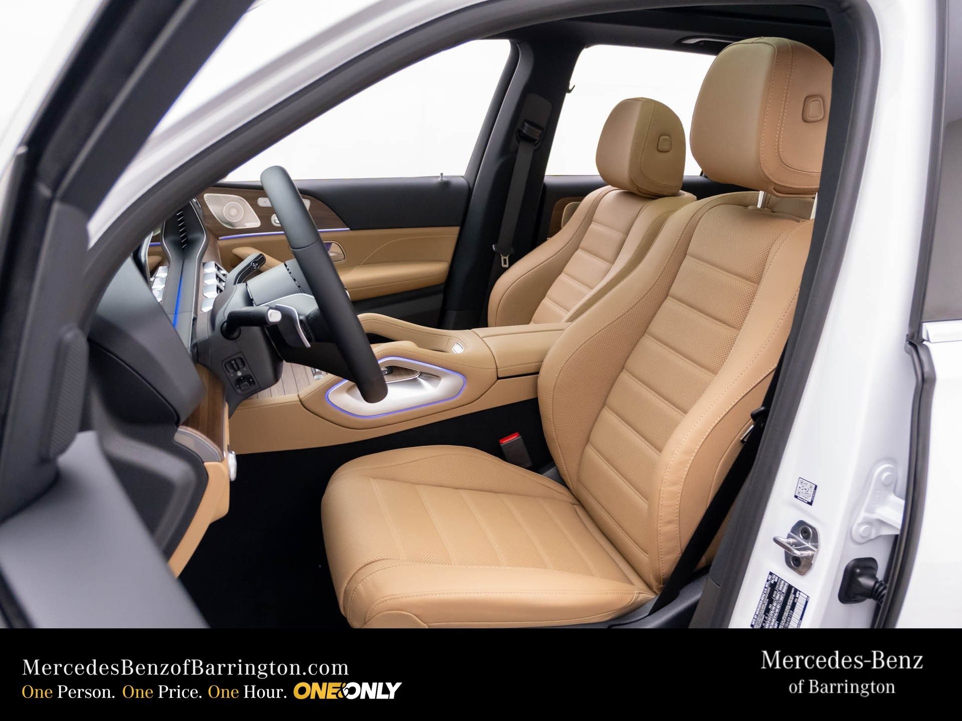 New 2026 MANUFAKTUR Moonlight White Metallic Mercedes-Benz GLE 350 image 18