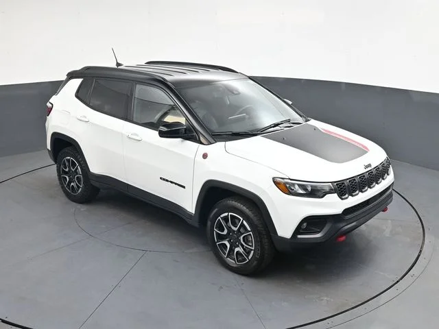 2025 Jeep Compass Trailhawk - Photo 22