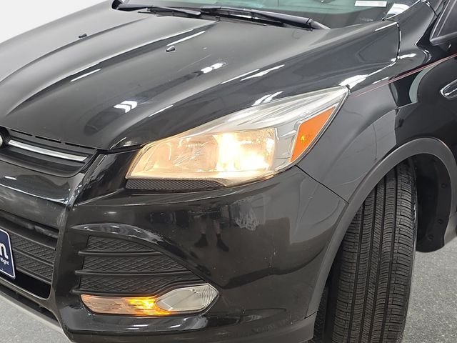 Used 2015 Black Ford SE image 31
