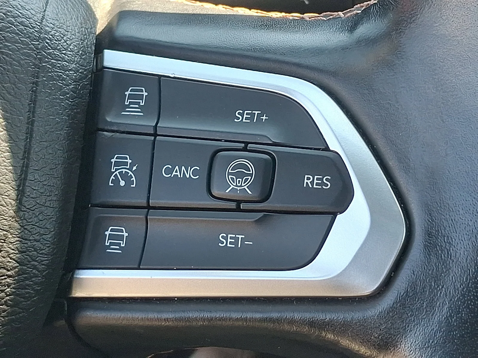 Certified Used 2022 Redline Pearlcoat Jeep (RED) Edition image 24