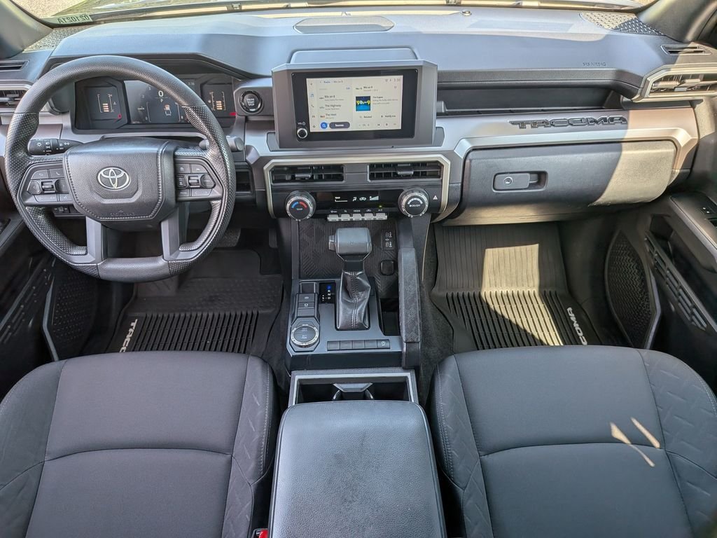 Used 2024  Toyota SR5 image 29
