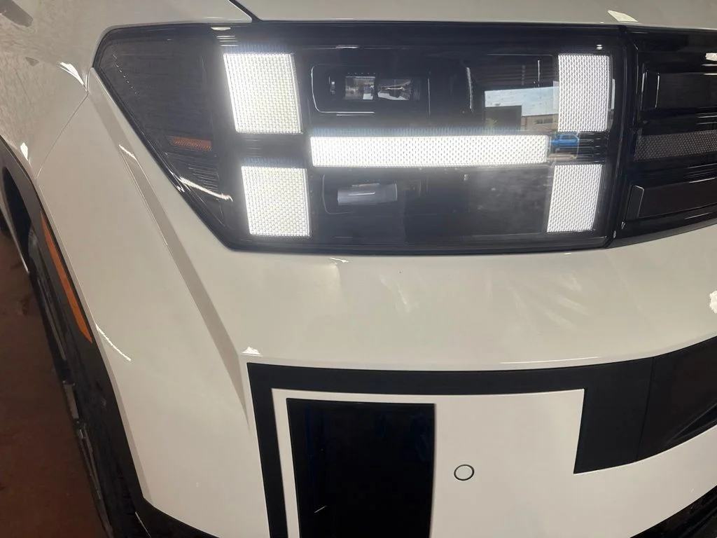 New 2027 Serenity White Hyundai Limited image 10