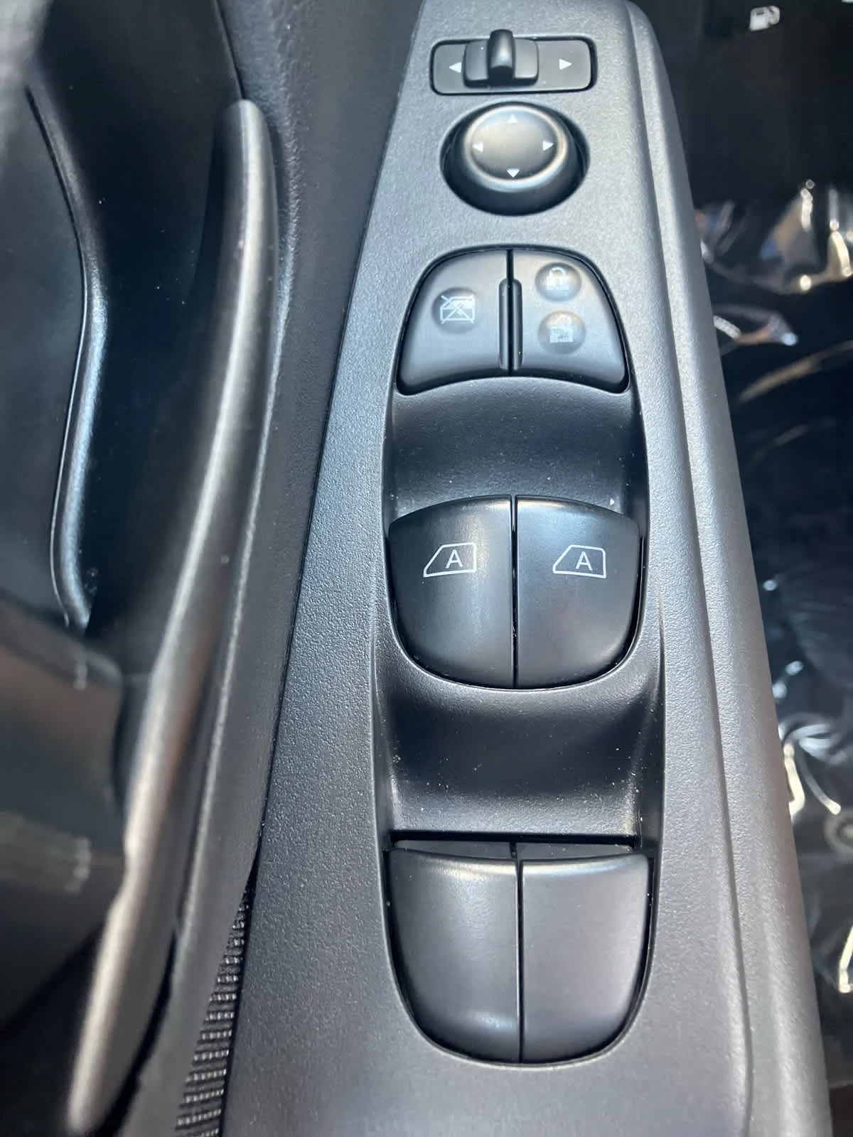 Used 2024 Super Black Nissan S image 12