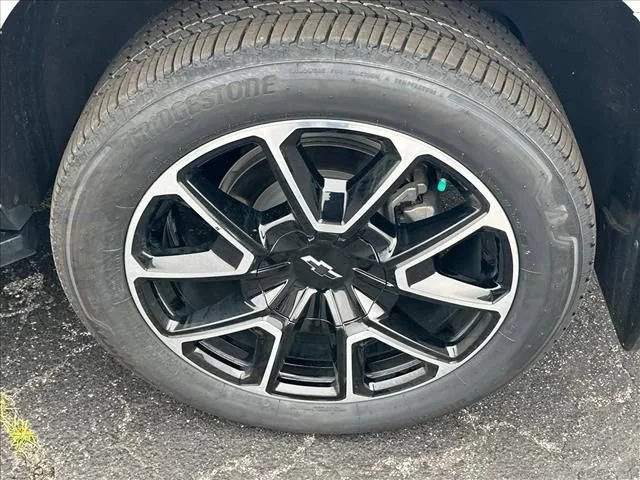 Certified Used 2023 Summit White Chevrolet RST image 38