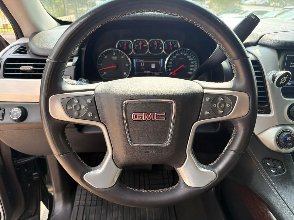 Used 2017 Black GMC SLT image 23