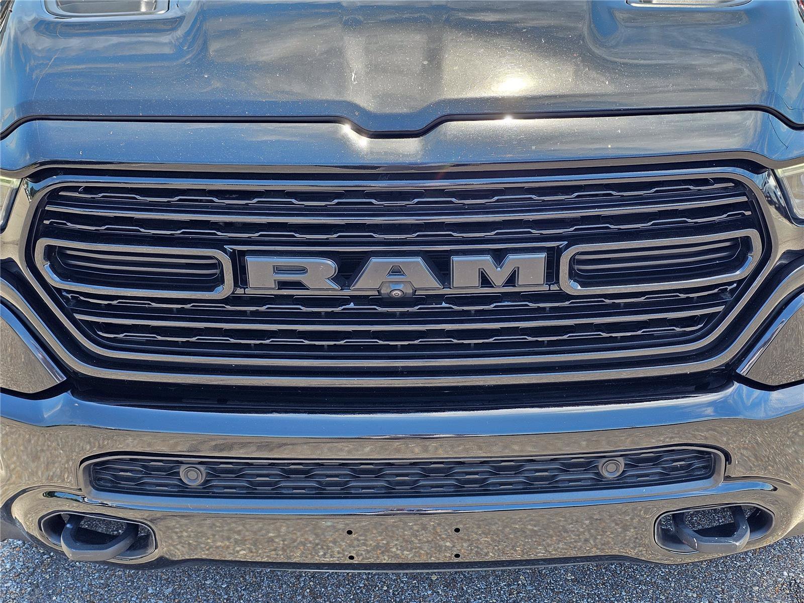 Used 2022 Diamond Black Crystal Pearlcoat Ram Limited image 3