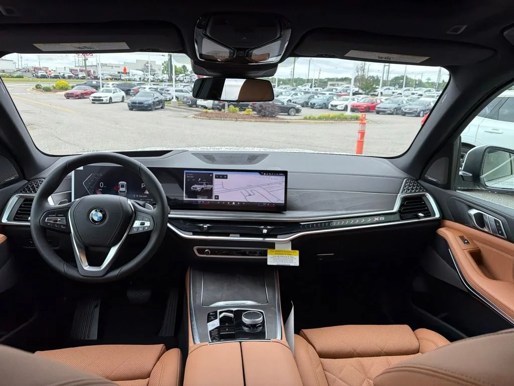 New 2026 Alpine White BMW sDrive40i image 27