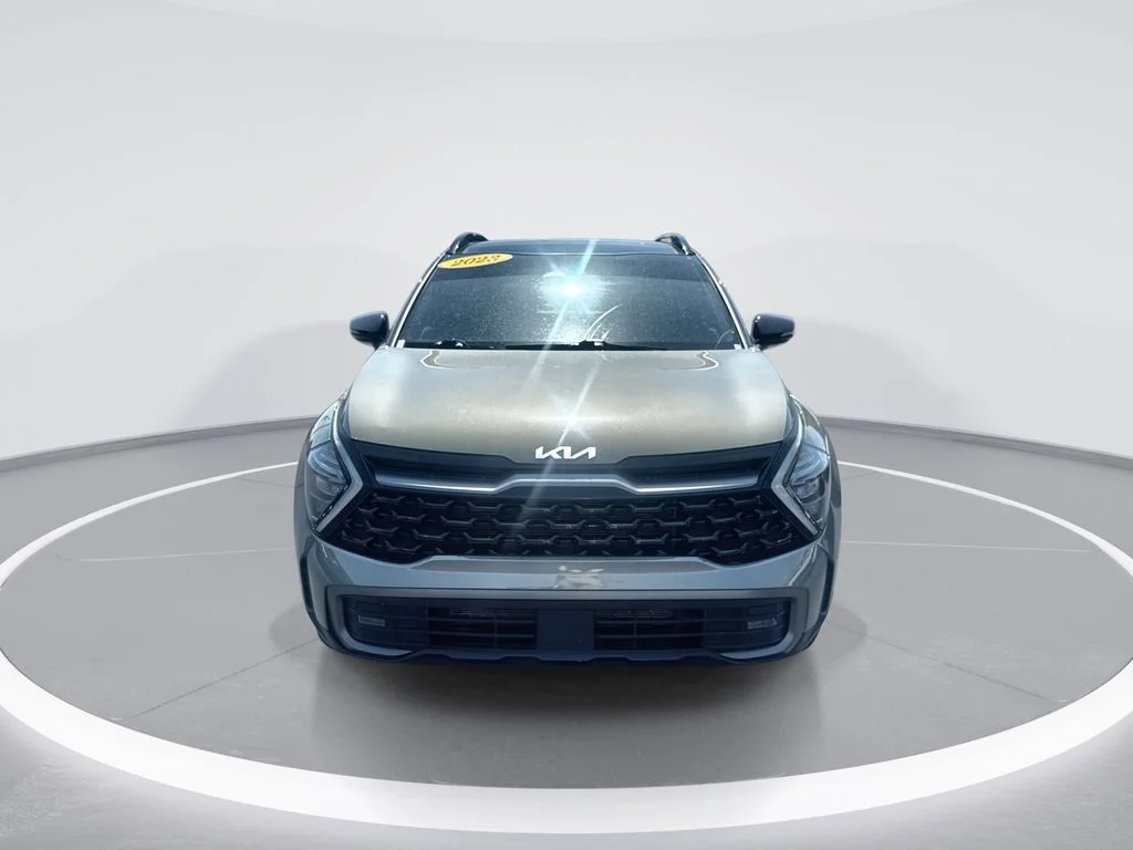 Used 2023 Green Kia X-Pro image 3