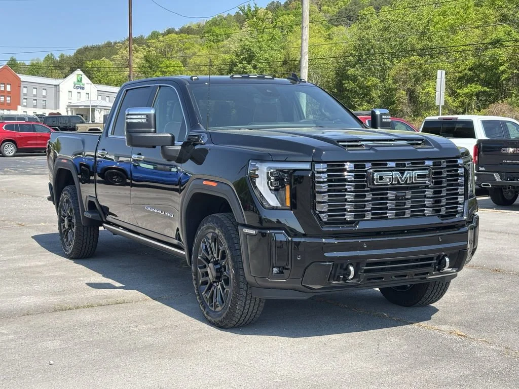 New 2026 Onyx Black GMC Denali Ultimate image 4