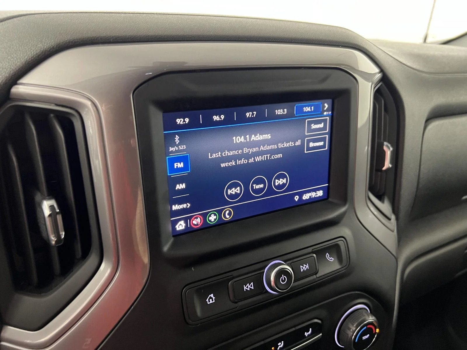 Used 2021 SATIN STEEL METALLIC Chevrolet Custom Trail Boss image 23