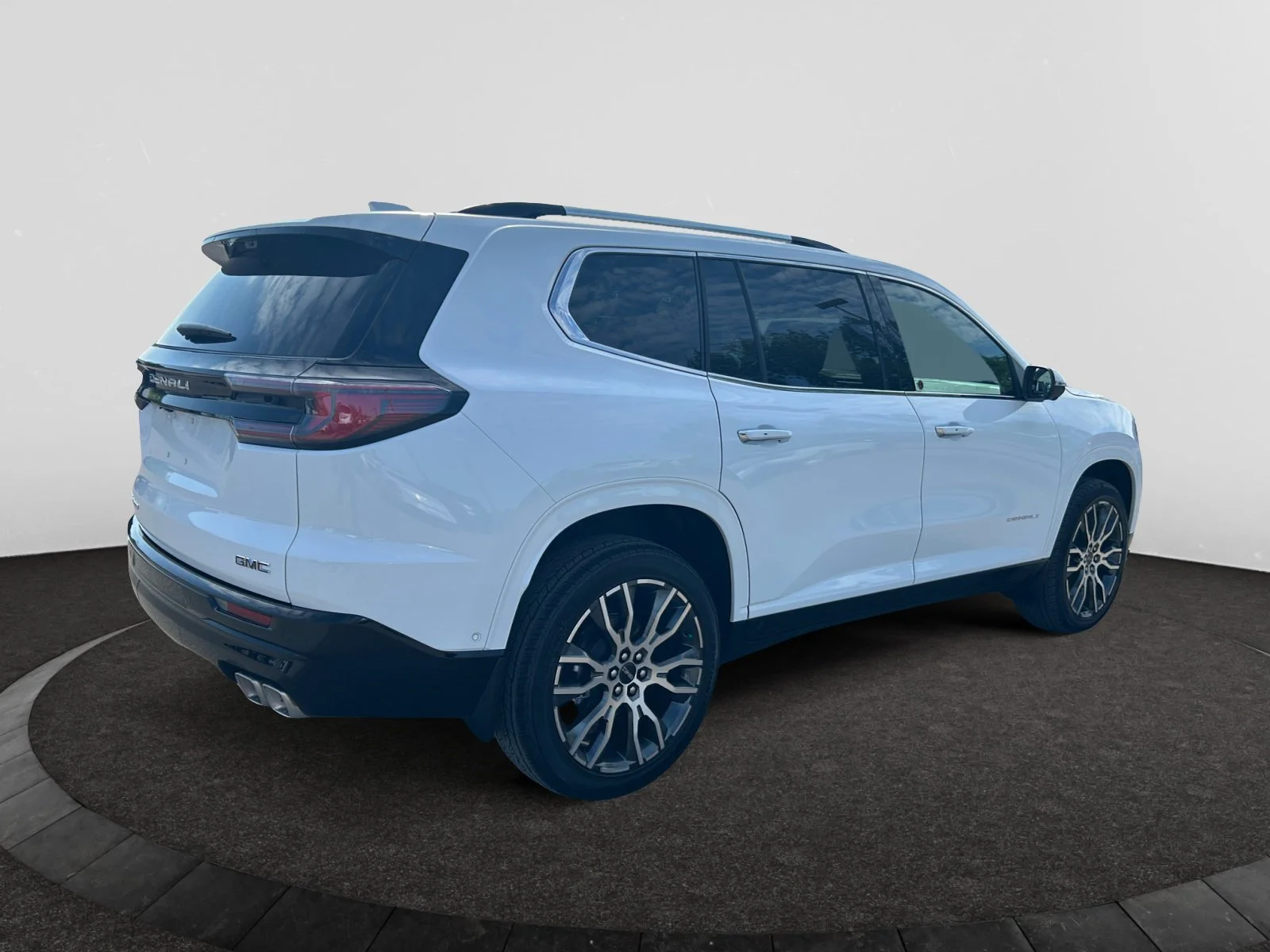 New 2026 Summit White GMC Denali Ultimate AWD image 5