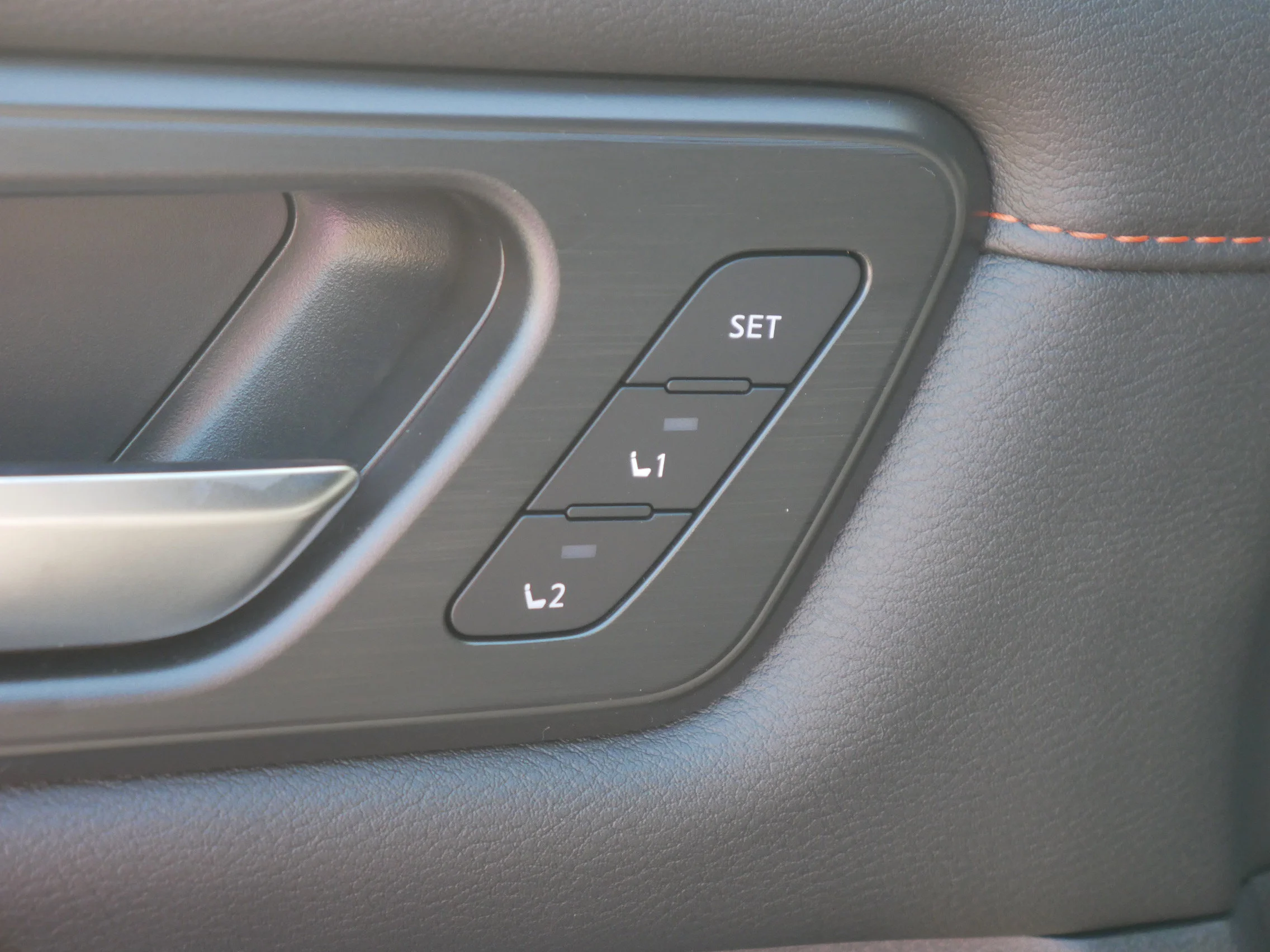 2026 Nissan Armada PRO-4X - Photo 40