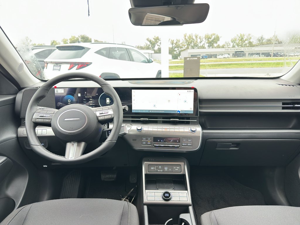 Used 2025 Cyber Gray Metallic Hyundai SEL Convenience image 10