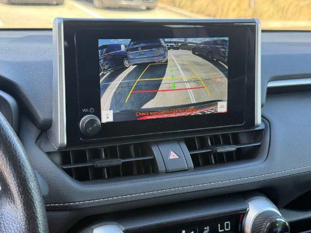 Certified Used 2025 MAGNETIC GRAY MET. Toyota XLE image 20