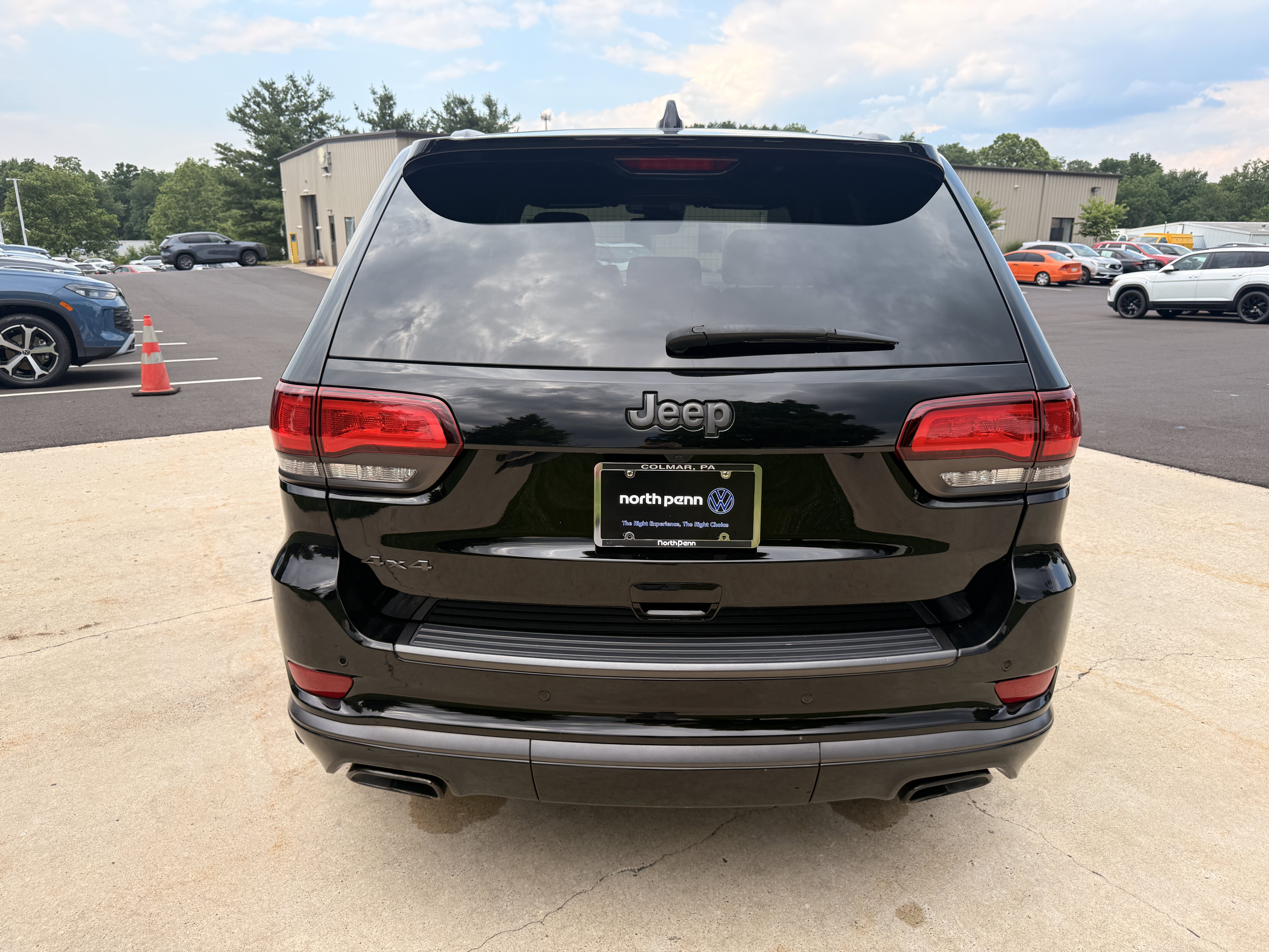 Used 2021 Diamond Black Crystal Pearlcoat Jeep High Altitude image 12