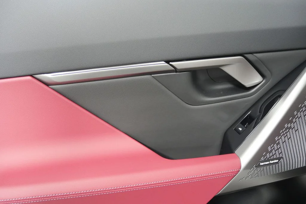 2026 BMW 5 Series 530i - Photo 13