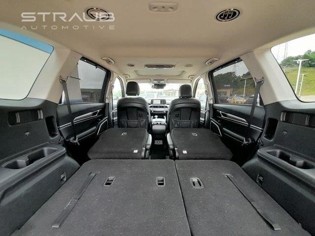 Used 2020 Ebony Black Kia EX image 58
