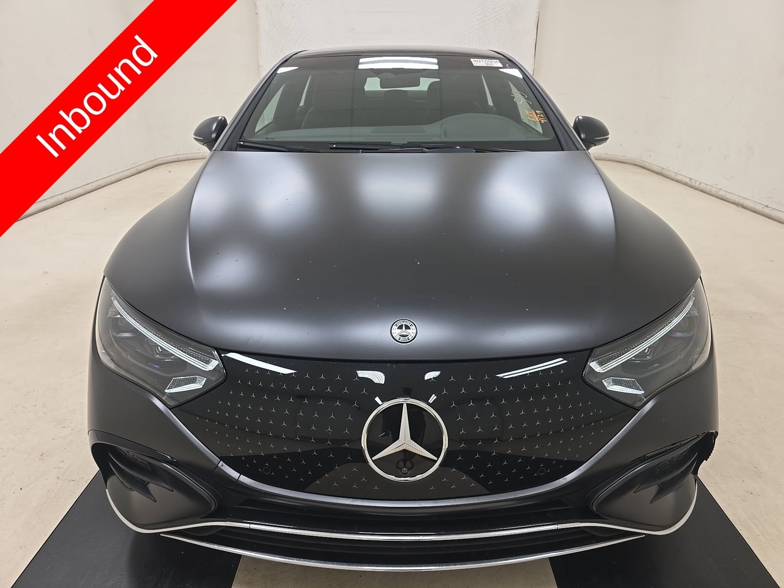 Used 2024 Gray Mercedes-Benz 500 Sedan image 2