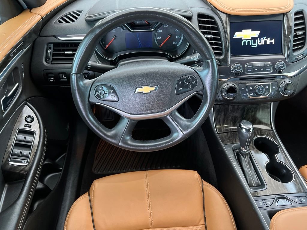 Used 2015 Blue Chevrolet LTZ image 14
