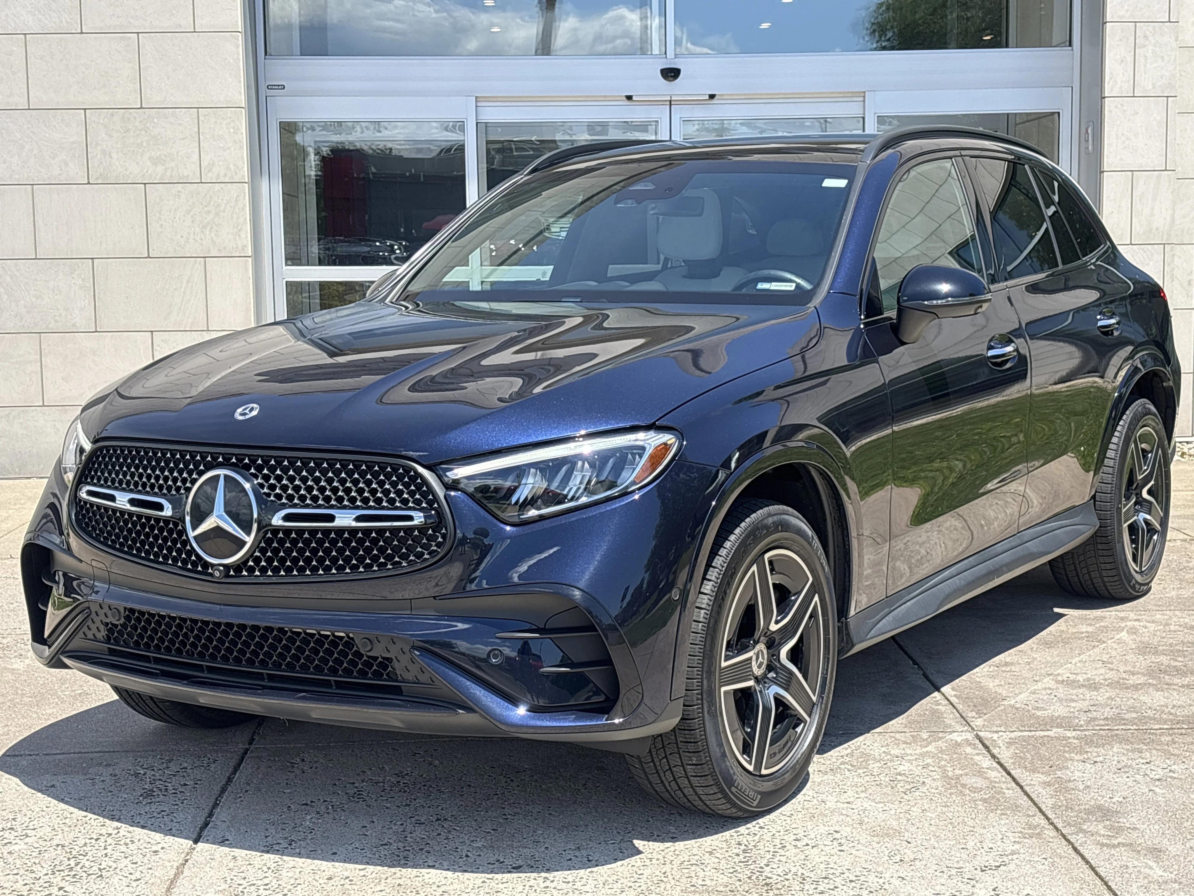 Used 2023 Black Mercedes-Benz GLC 300 image 12