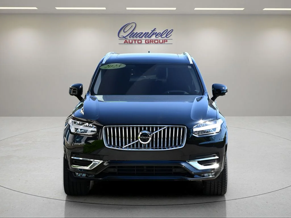 Used 2023 Onyx Black Metallic Volvo Ultimate image 9