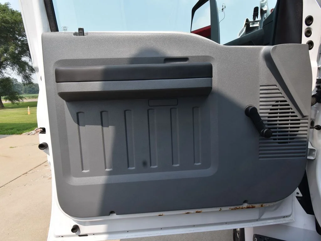 2019 Ford F-750 - Photo 30