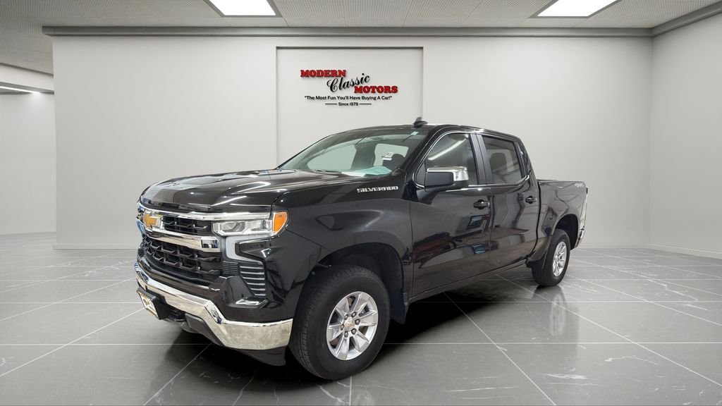 Used 2026 Black Chevrolet LT image 3