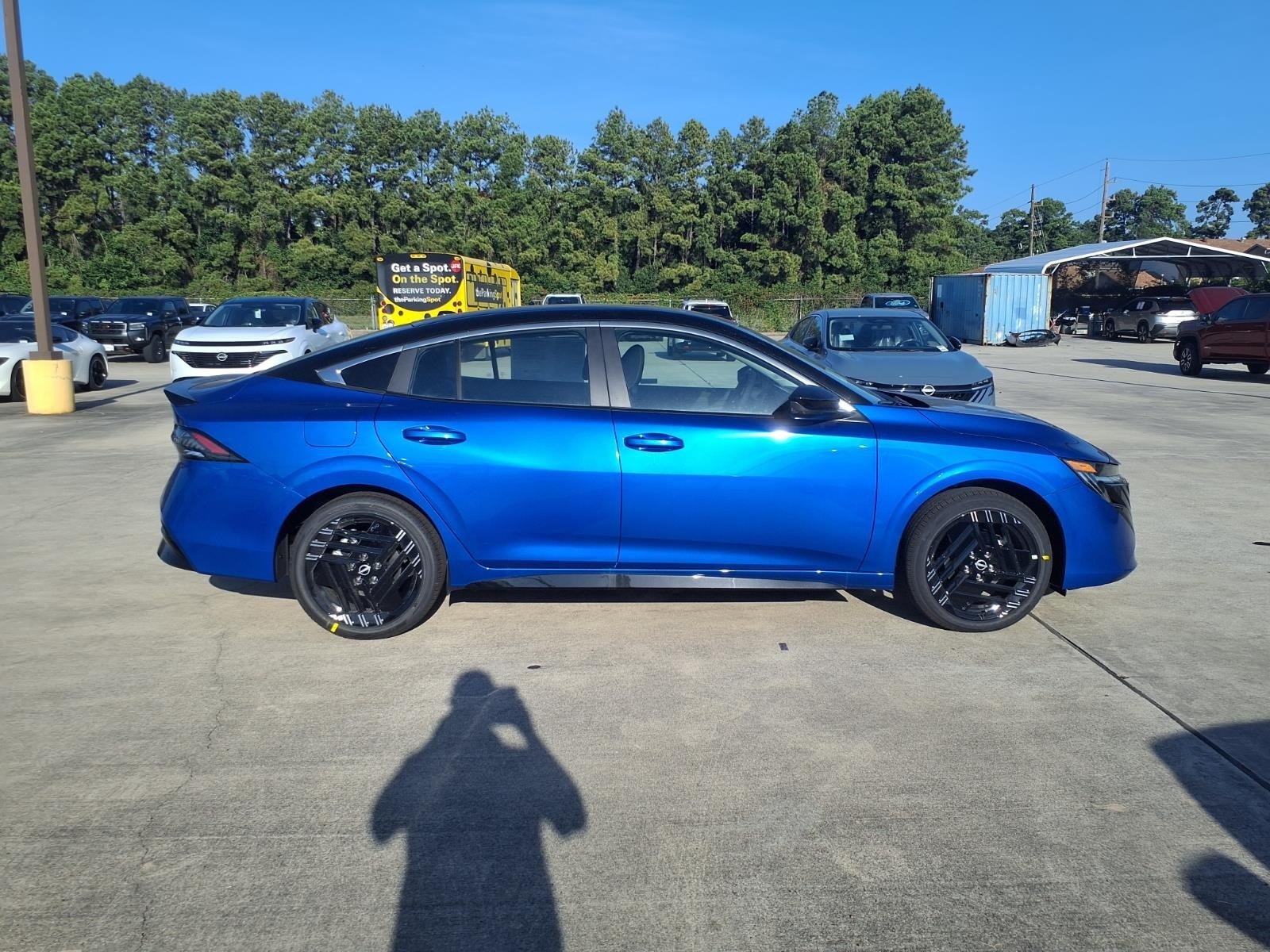 2027 Nissan Sentra photo 9 of 24