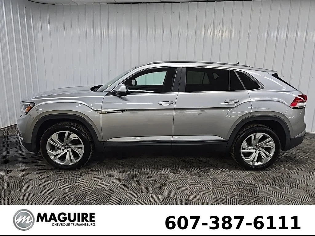 Used 2020 Silver Volkswagen 3.6L V6 SEL image 5