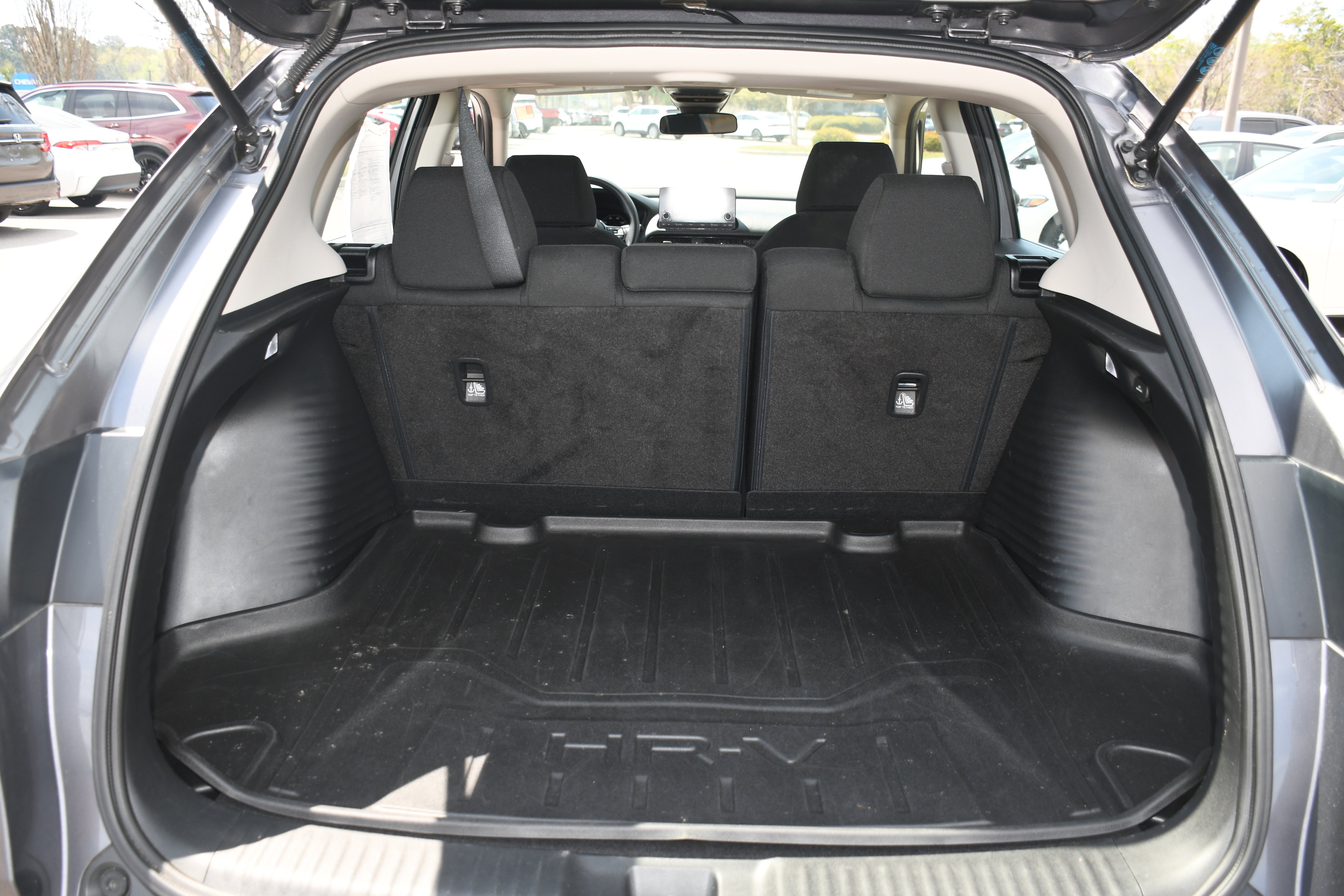 Used 2024  Honda LX image 16
