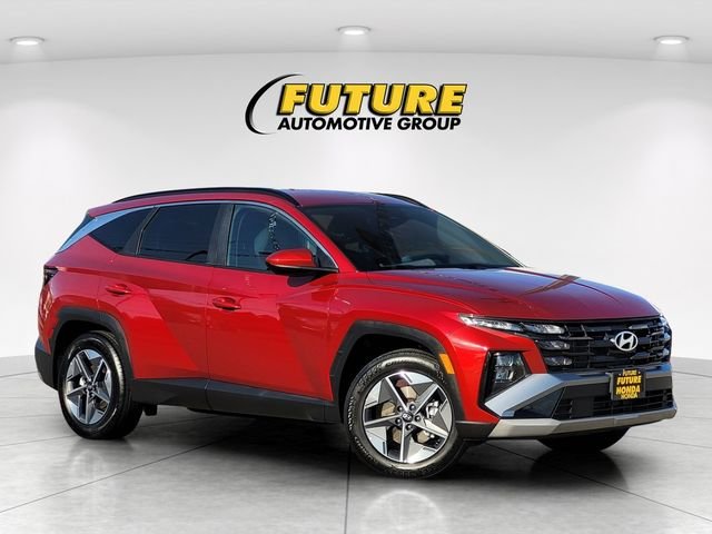 Used 2025 Red Hyundai SEL image 1