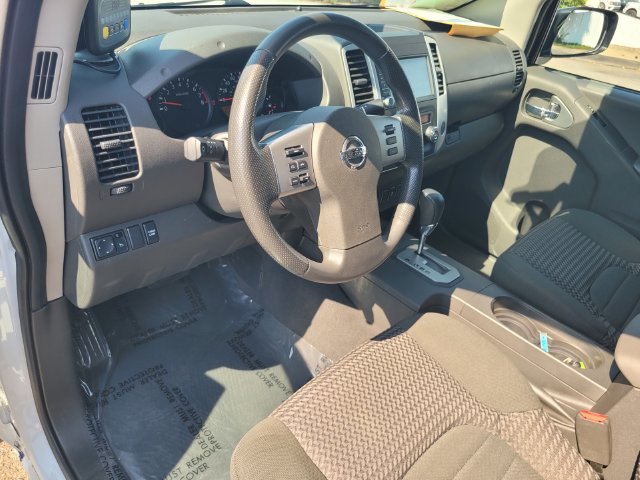 Used 2021 White Nissan SV image 12