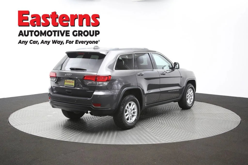Used 2020 Gray Jeep Laredo E image 39
