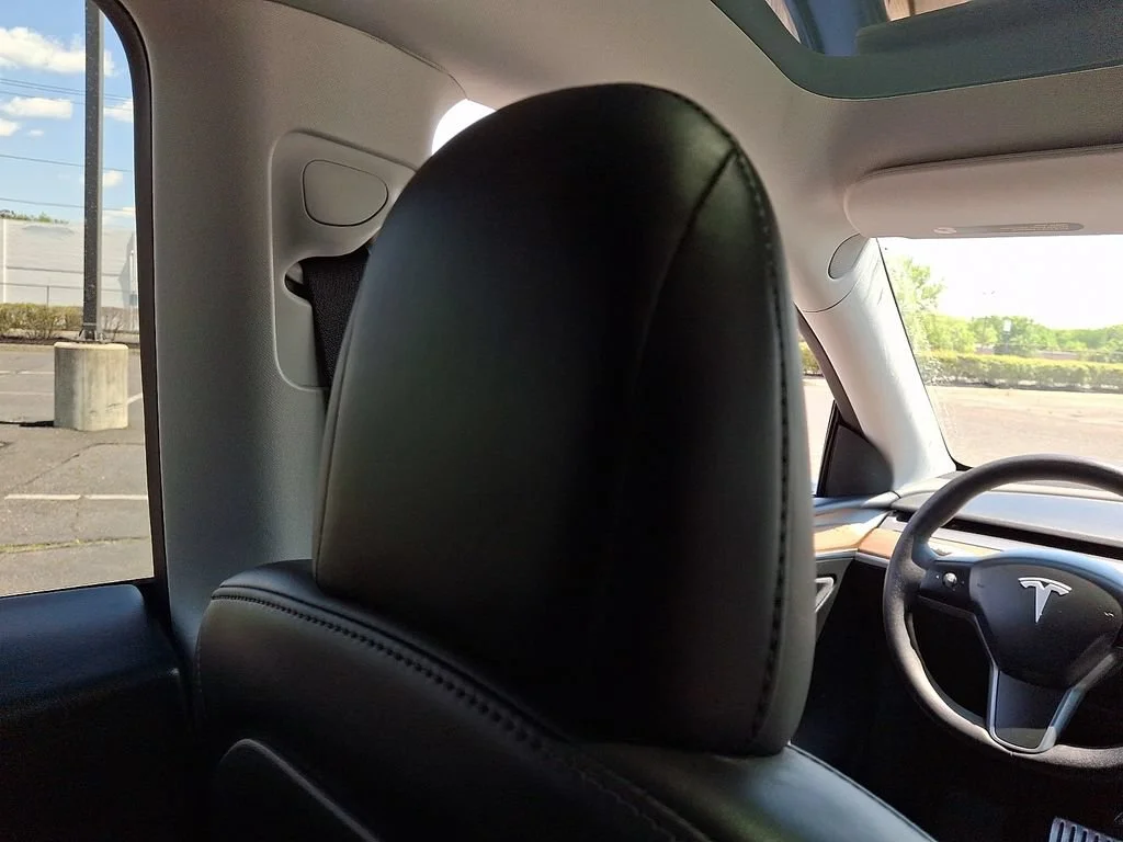 Used 2022  Tesla Performance image 13