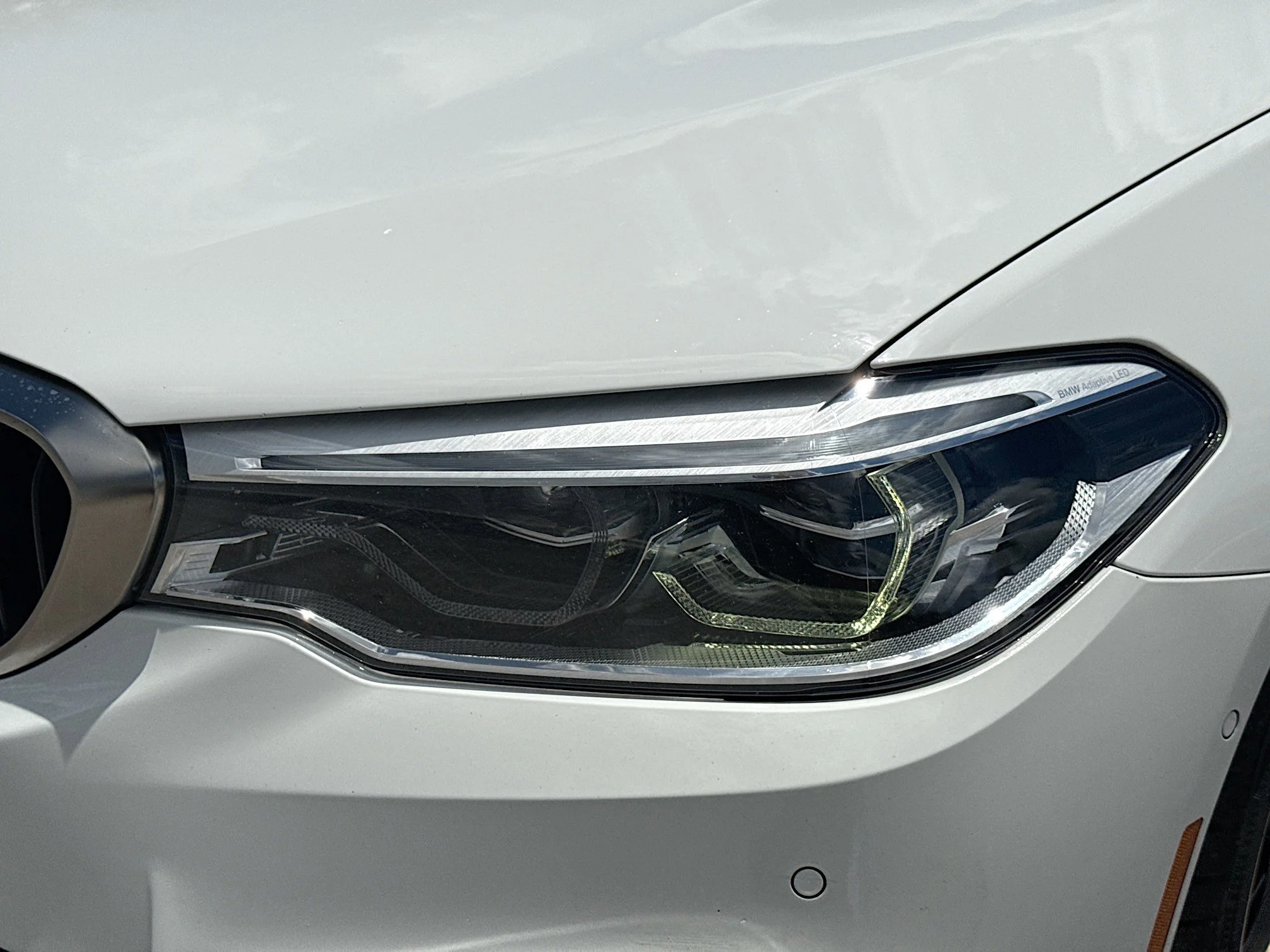 Used 2019 Alpine White BMW M550i xDrive image 9