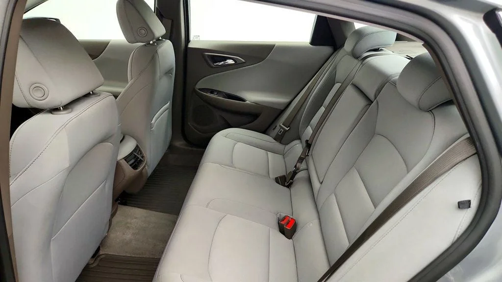 Used 2024 Sterling Gray Metallic Chevrolet 4dr Sedan 1LT image 20