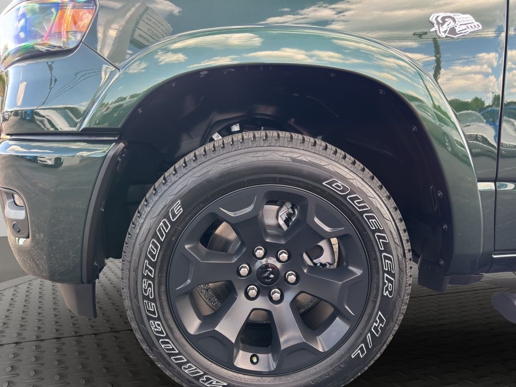 New 2026 Serrano Green Metallic RAM Big Horn image 15