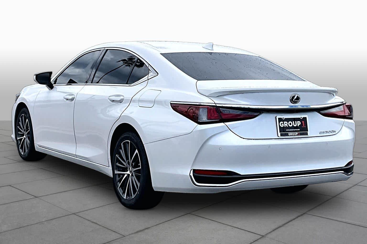 Certified Used 2025 Eminent White Pearl Lexus  image 12